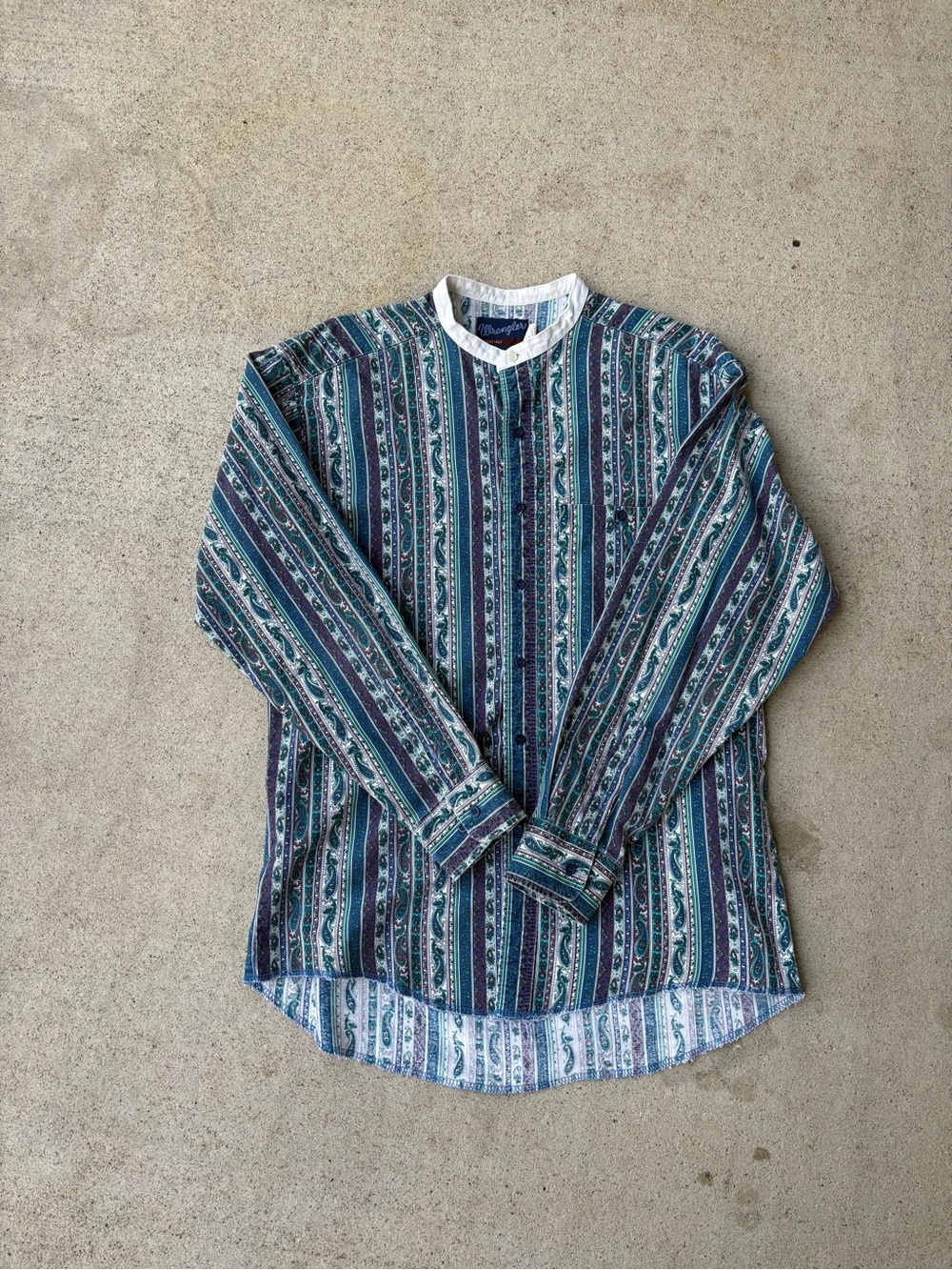 Vintage Wrangler Band Collar Paisley Stripe Western Shirt Long Tails L 22.5x32